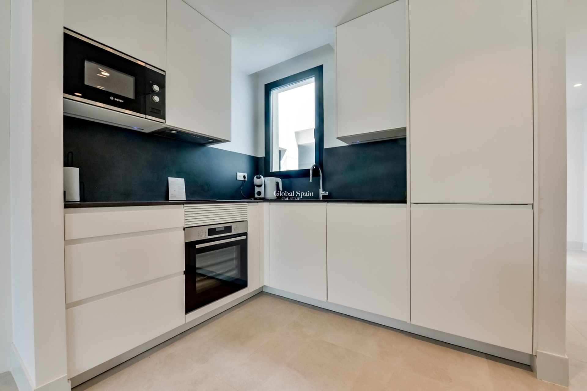 Resale - APARTMENT -
ALFAZ DEL PI - Albir
