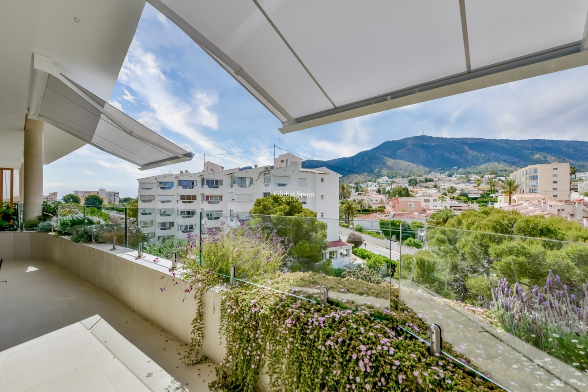 Resale - APARTMENT -
ALFAZ DEL PI - Albir