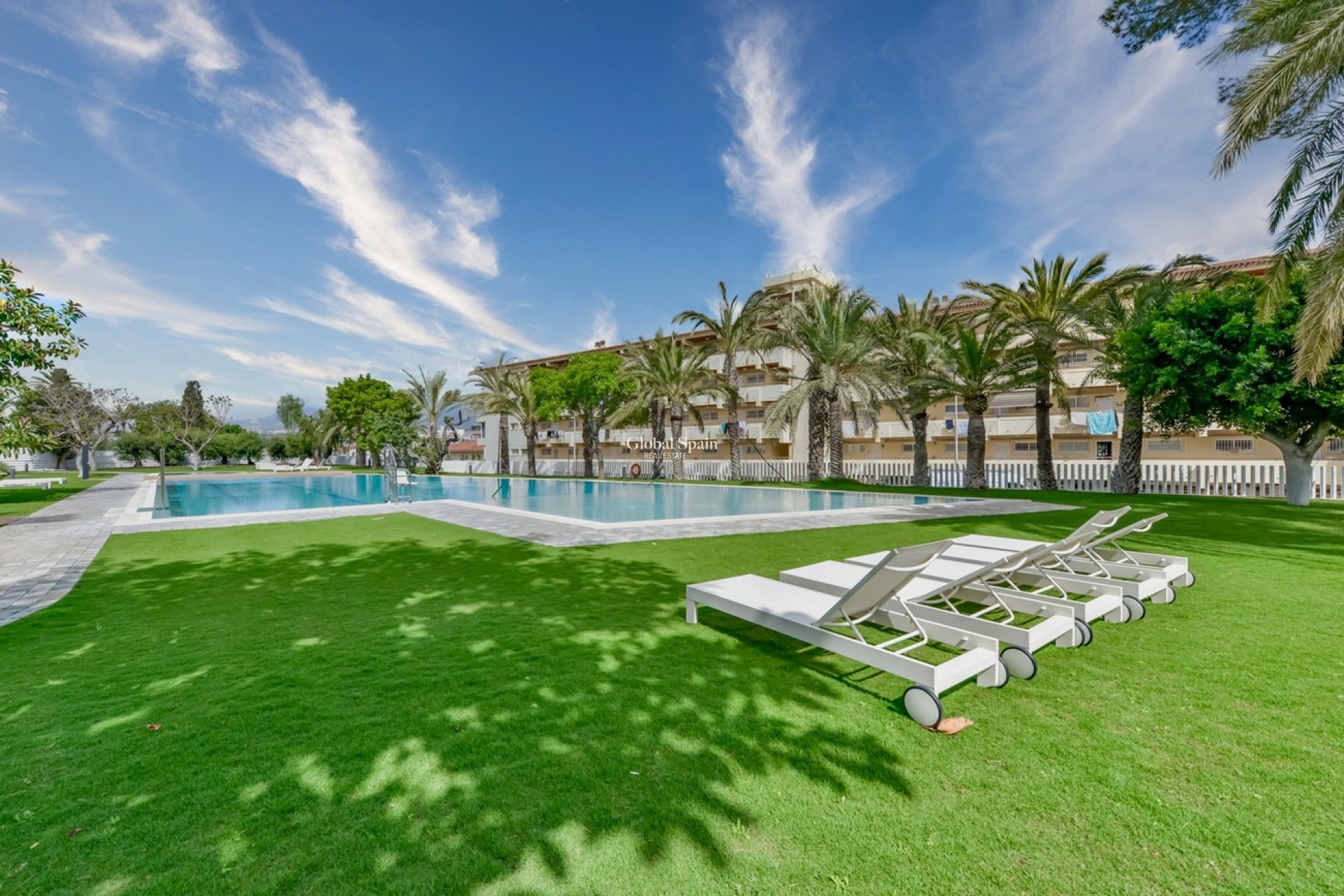 Resale - APARTMENT -
ALFAZ DEL PI - Albir