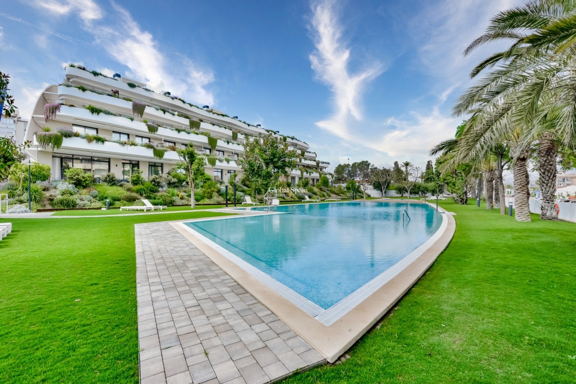Resale - APARTMENT -
ALFAZ DEL PI - Albir
