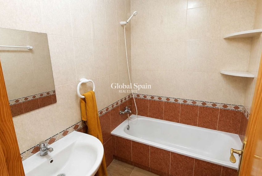Resale - APARTMENT -
ALGORFA - Algorfa - Montemar