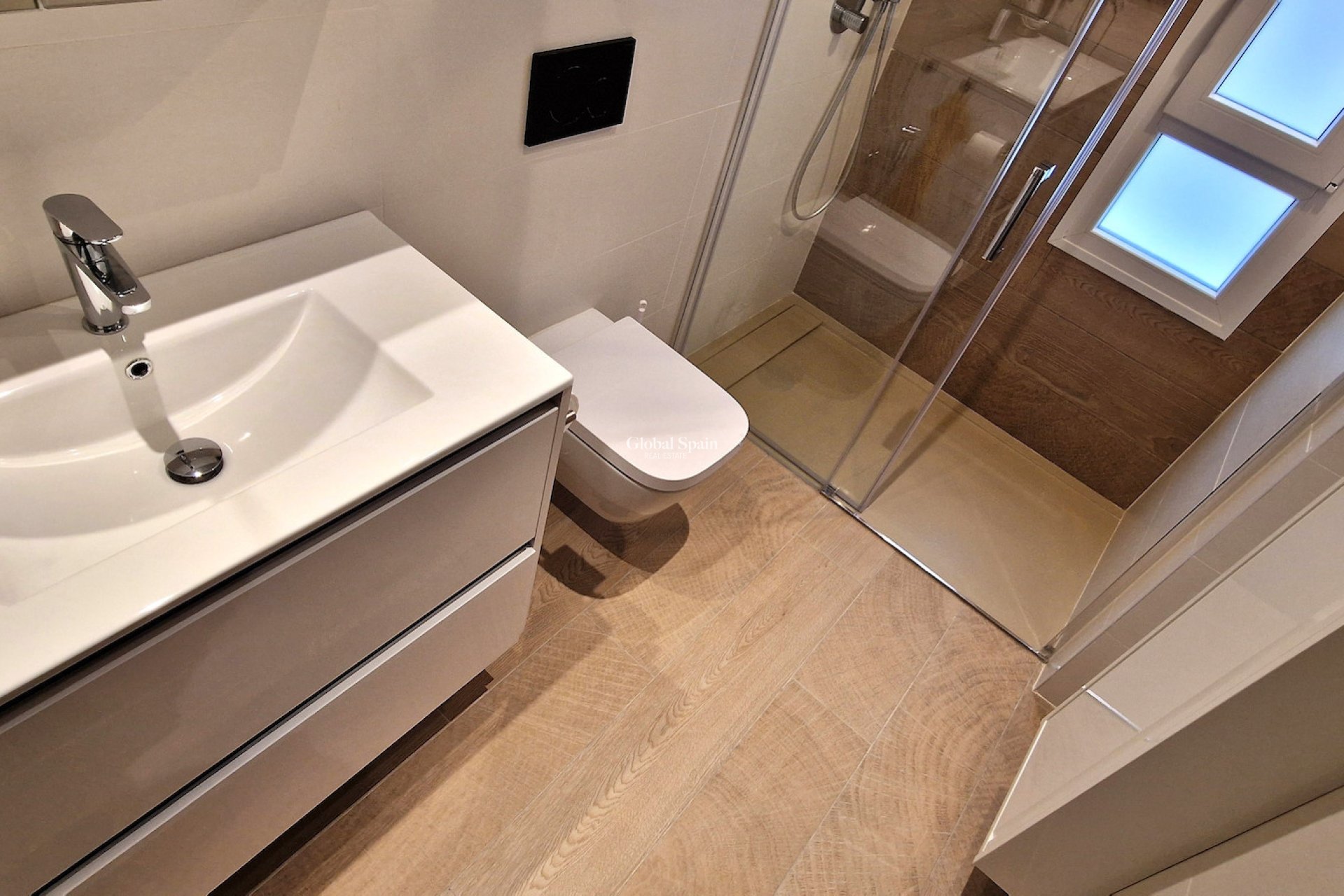 Resale - APARTMENT -
ALGORFA - Inland