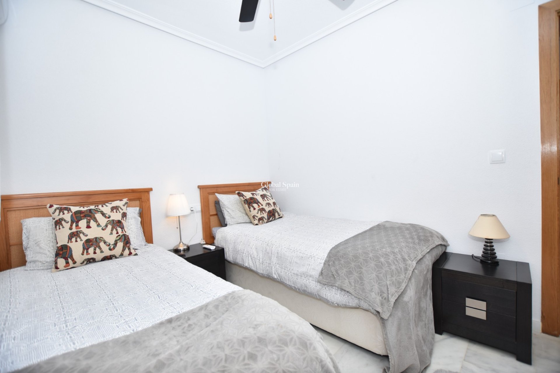 Resale - APARTMENT -
ALGORFA - Inland