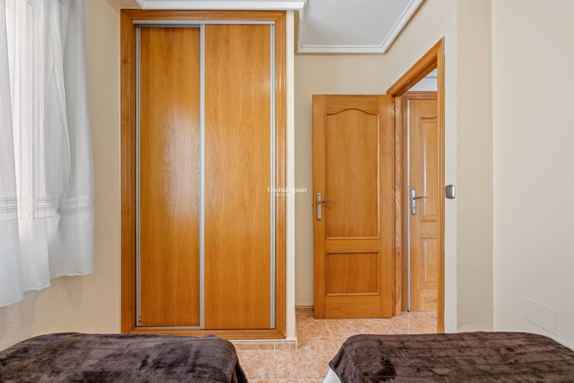 Resale - APARTMENT -
ALGORFA - Inland