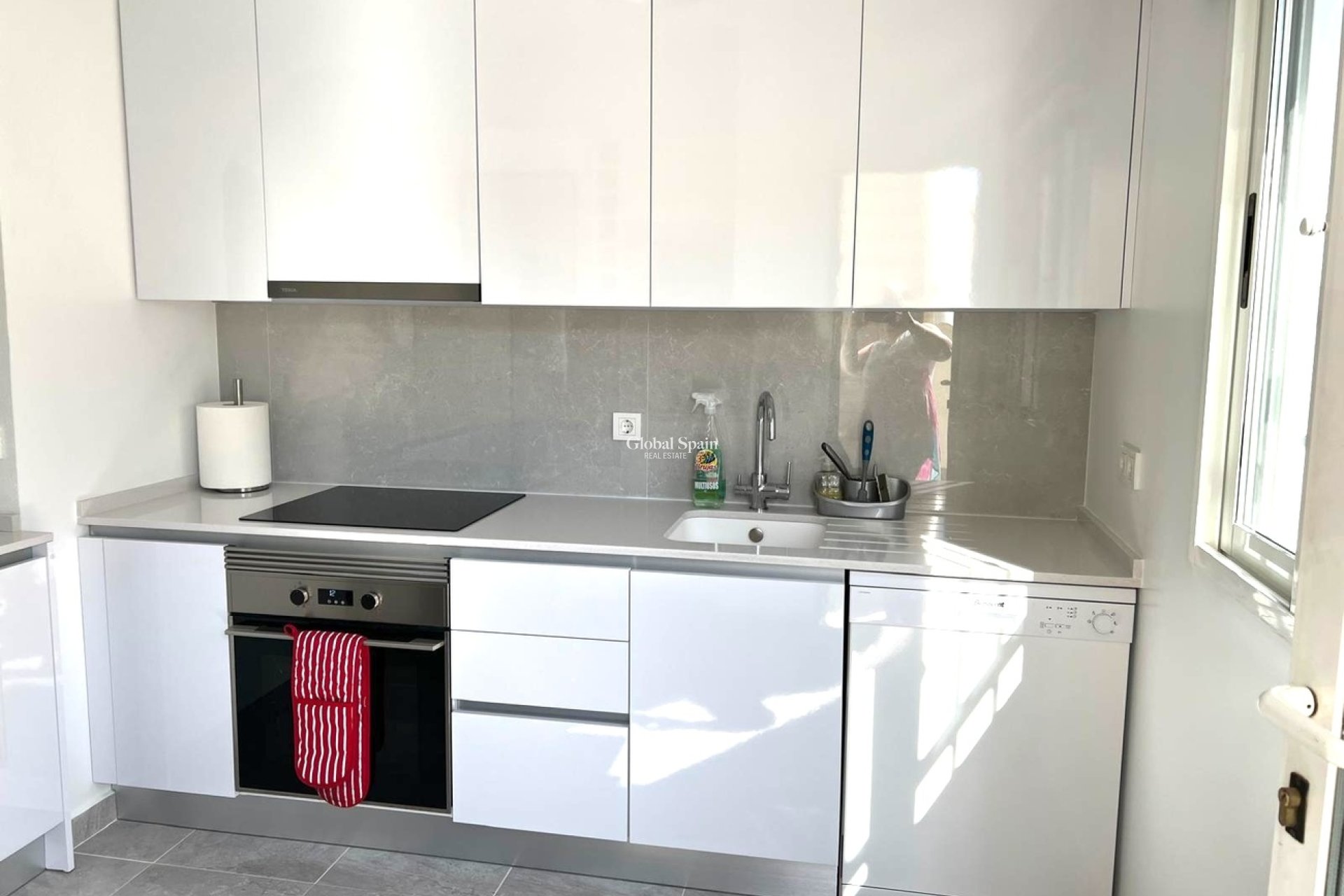 Resale - APARTMENT -
ALGORFA - Inland