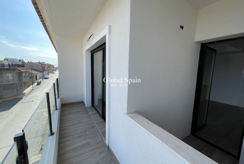 Resale - APARTMENT -
ALGORFA - Inland