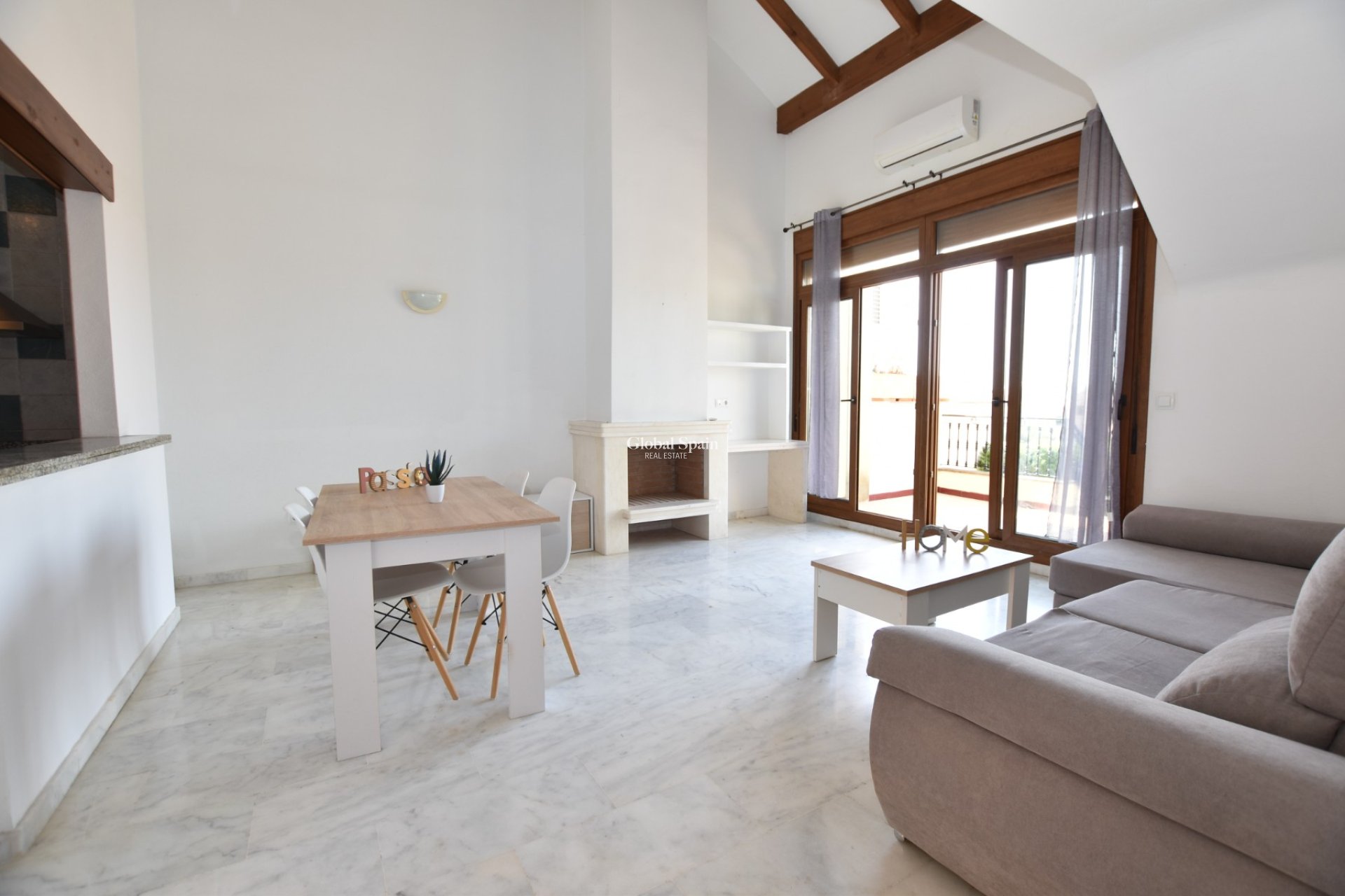 Resale - APARTMENT -
ALGORFA - Inland