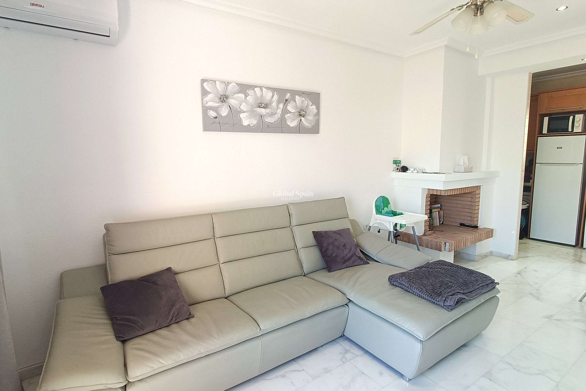 Resale - APARTMENT -
ALGORFA - Inland