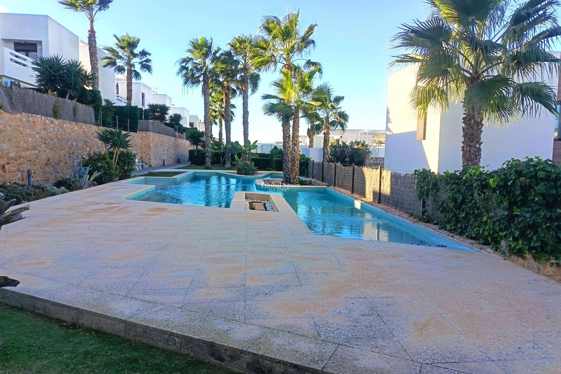 Resale - APARTMENT -
ALGORFA - Inland