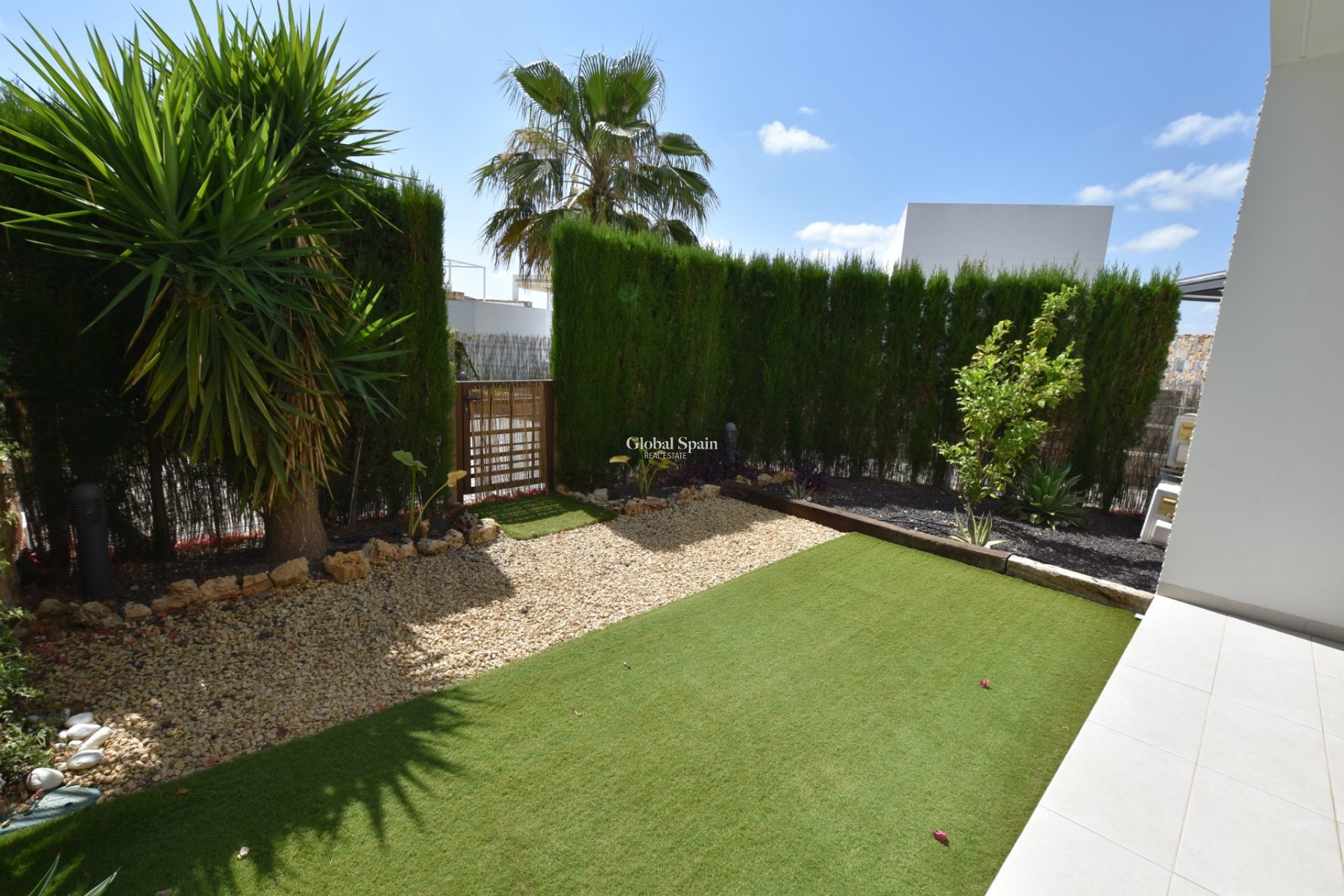Resale - APARTMENT -
ALGORFA - Inland