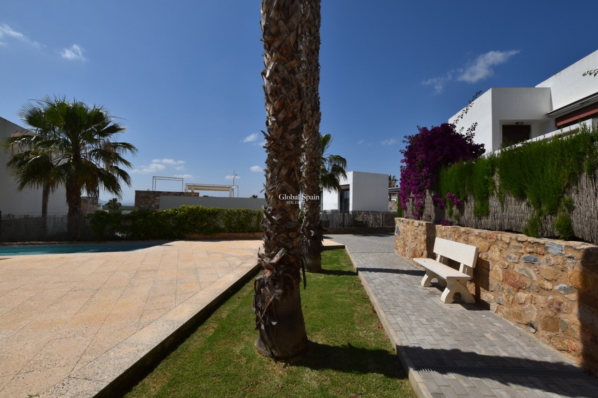 Resale - APARTMENT -
ALGORFA - Inland