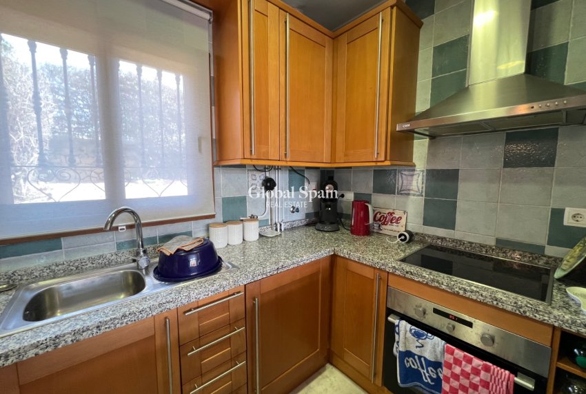 Resale - APARTMENT -
ALGORFA - Inland