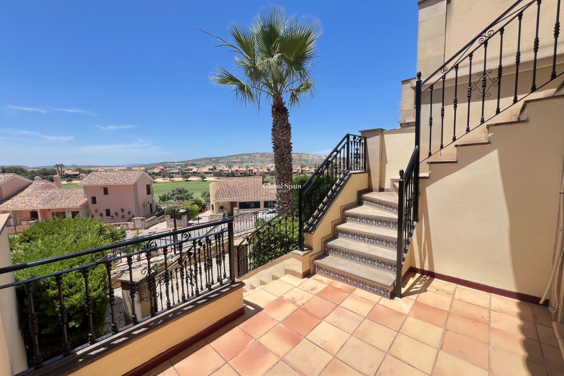 Resale - APARTMENT -
ALGORFA - Inland