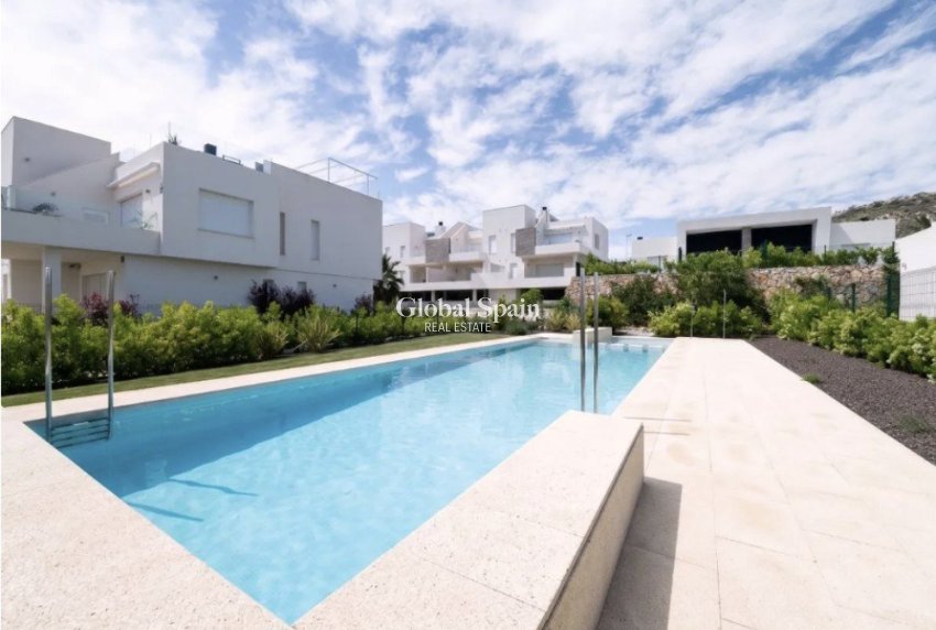 Resale - APARTMENT -
ALGORFA - Inland