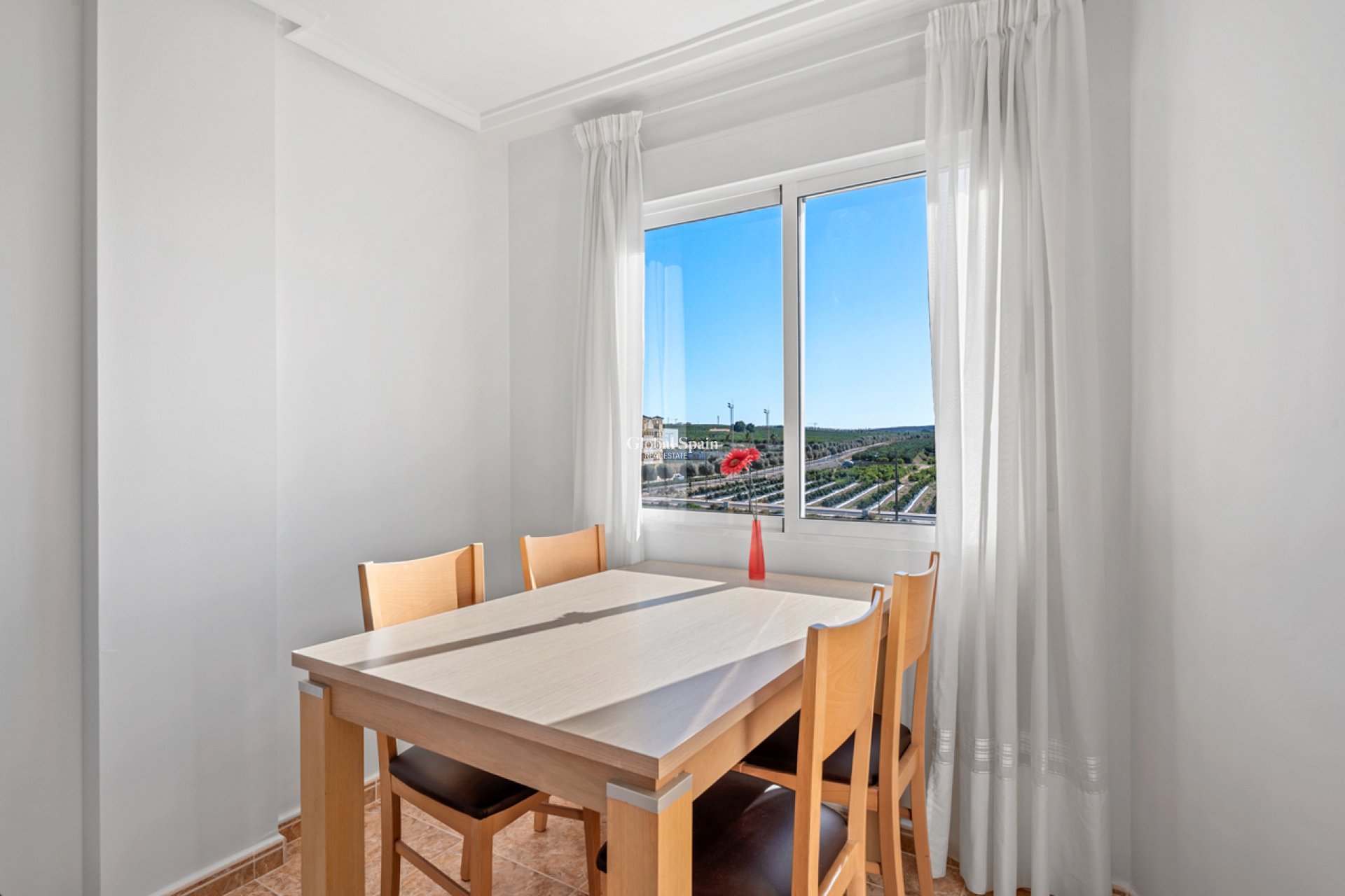 Resale - APARTMENT -
ALGORFA - Inland