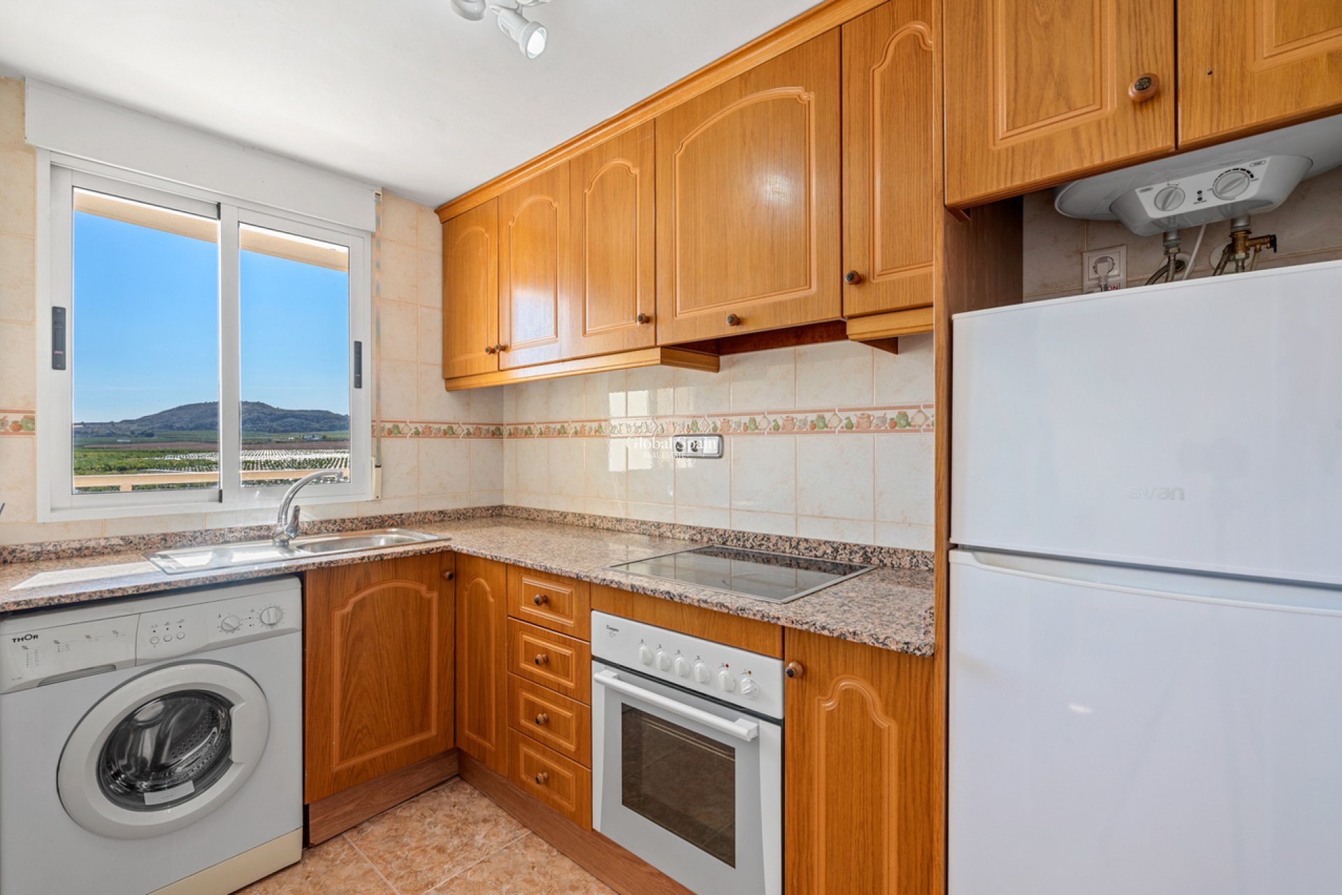 Resale - APARTMENT -
ALGORFA - Inland