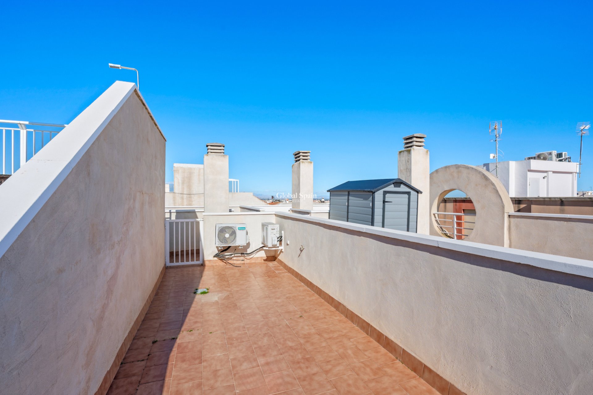 Resale - APARTMENT -
ALGORFA - Inland