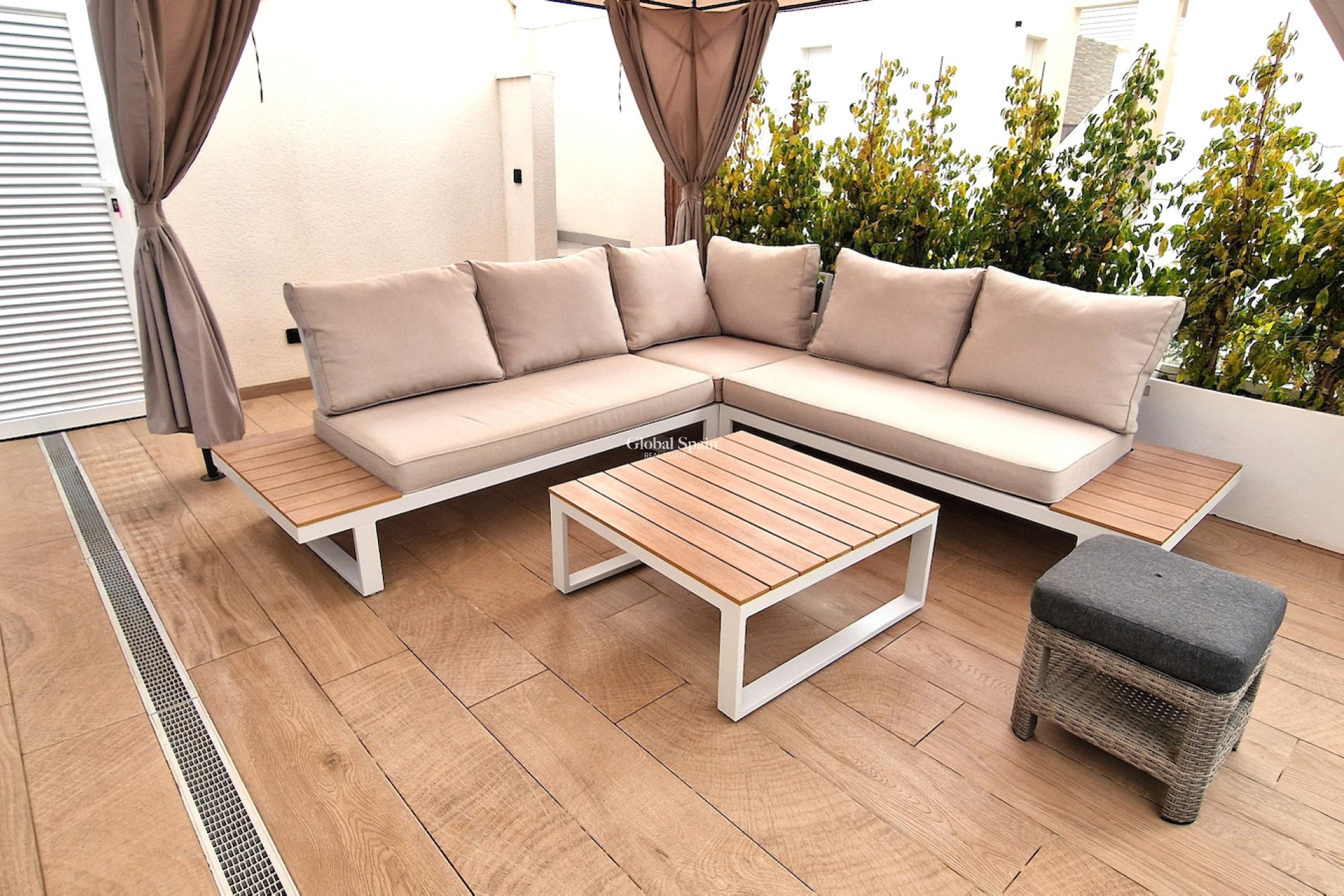 Resale - APARTMENT -
ALGORFA - Inland