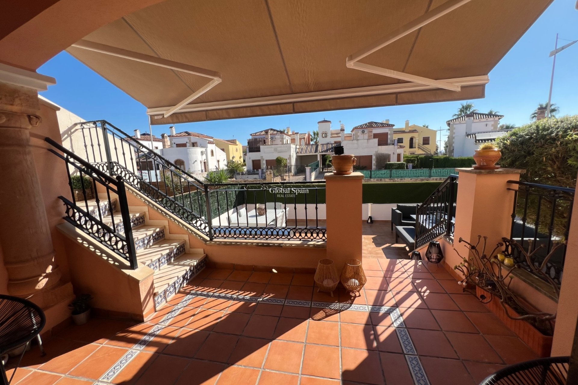 Resale - APARTMENT -
ALGORFA - Inland