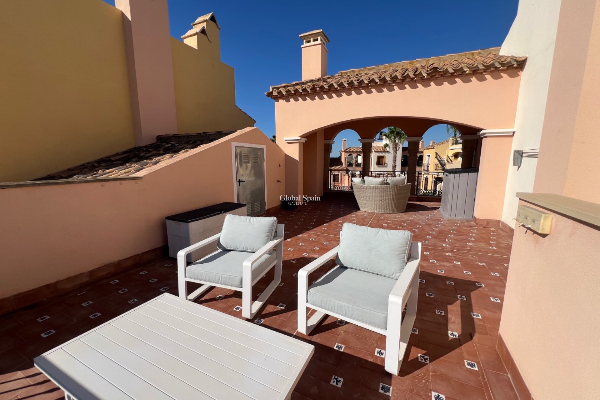 Resale - APARTMENT -
ALGORFA - Inland
