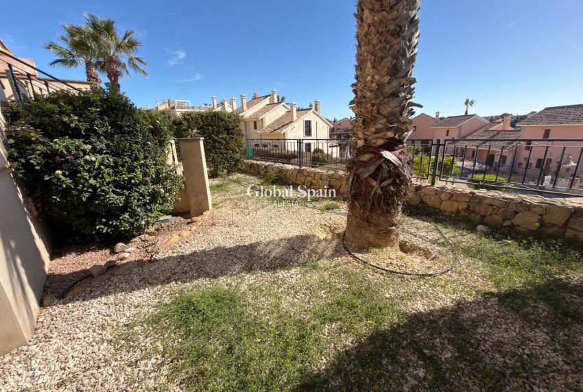Resale - APARTMENT -
ALGORFA - LA FINCA GOLF / ALGORFA