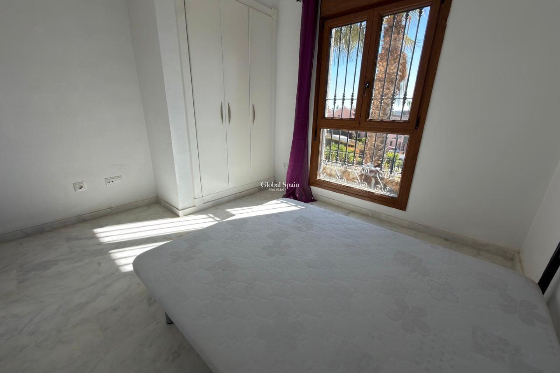 Resale - APARTMENT -
ALGORFA - LA FINCA GOLF / ALGORFA