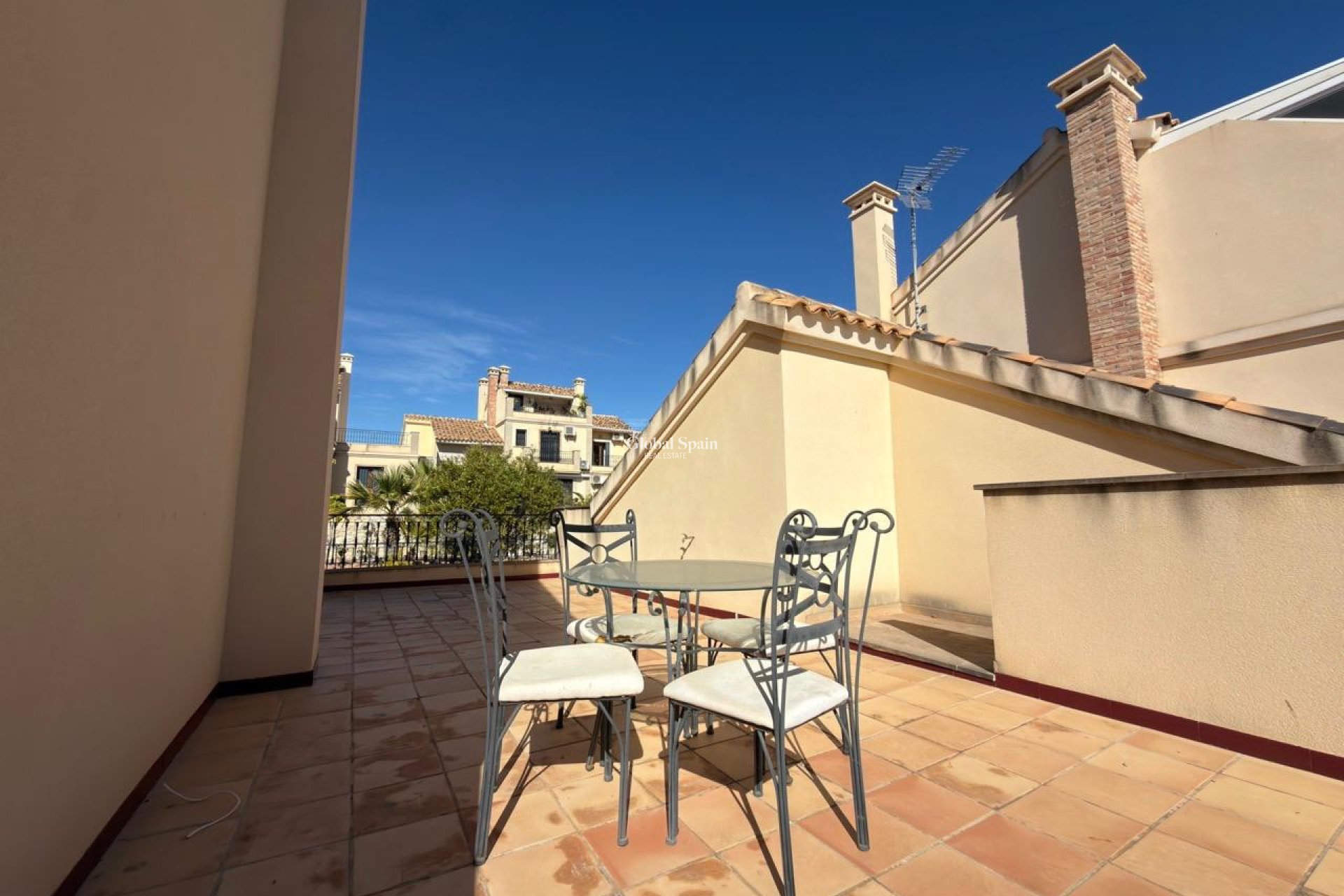 Resale - APARTMENT -
ALGORFA - LA FINCA GOLF / ALGORFA