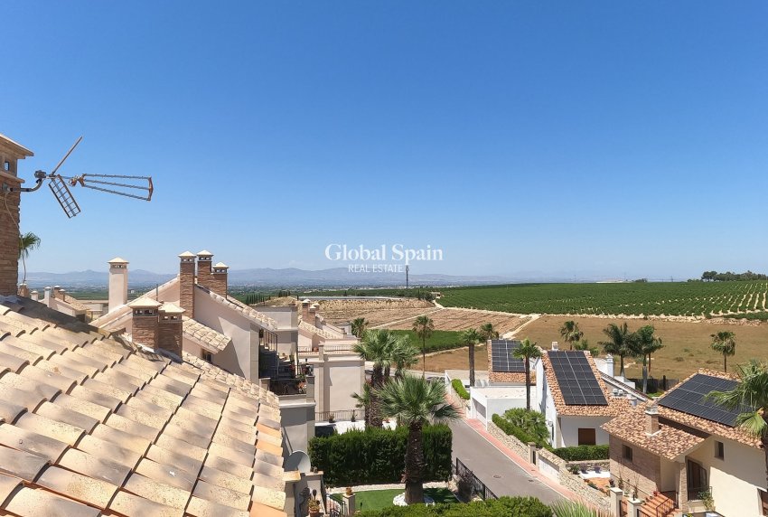 Resale - APARTMENT -
ALGORFA - LA FINCA GOLF / ALGORFA