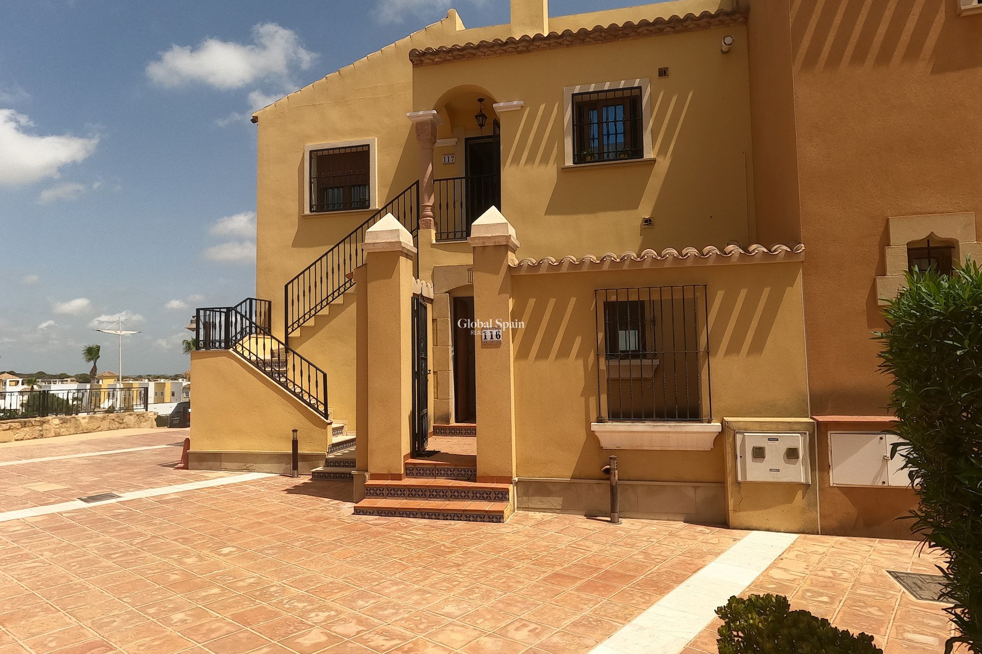 Resale - APARTMENT -
ALGORFA - LA FINCA GOLF / ALGORFA