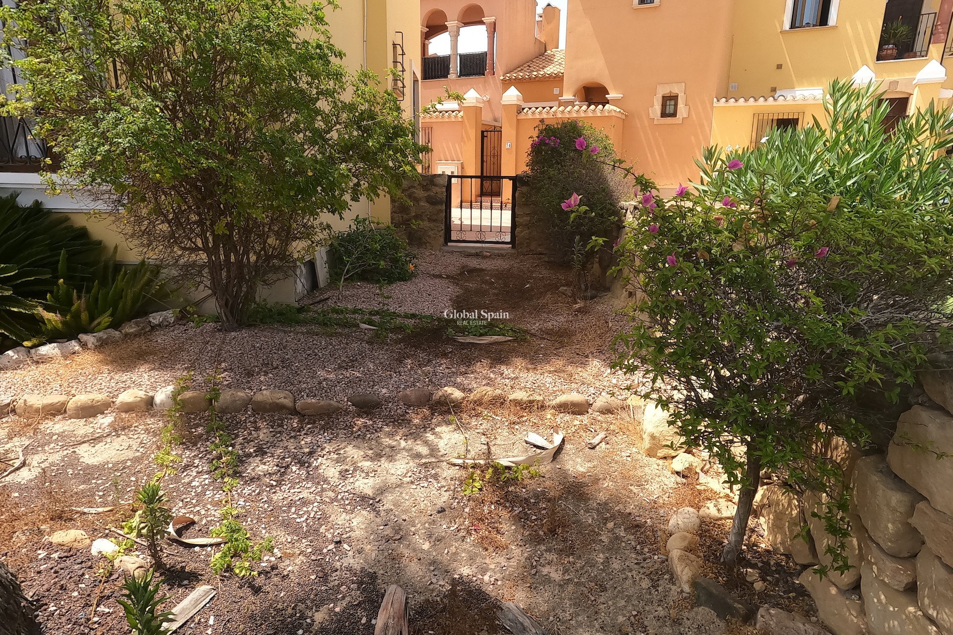 Resale - APARTMENT -
ALGORFA - LA FINCA GOLF / ALGORFA
