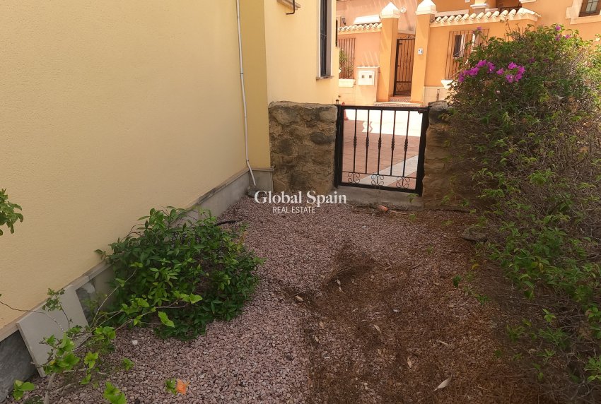 Resale - APARTMENT -
ALGORFA - LA FINCA GOLF / ALGORFA