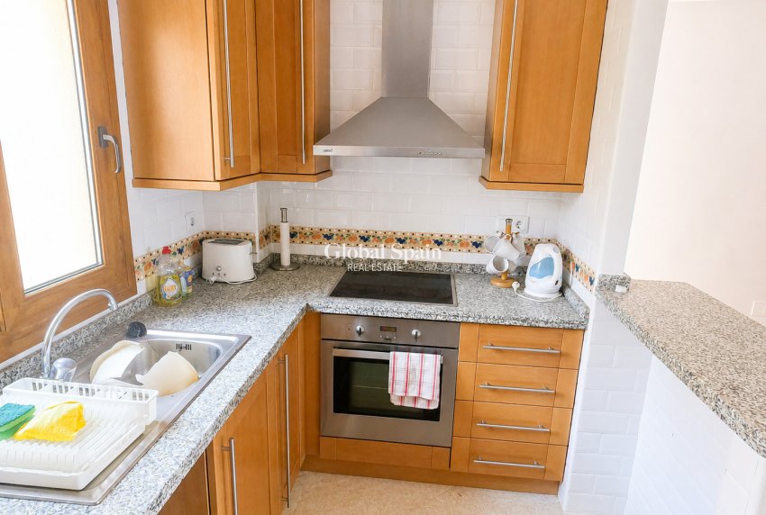Resale - APARTMENT -
ALGORFA - LA FINCA GOLF / ALGORFA