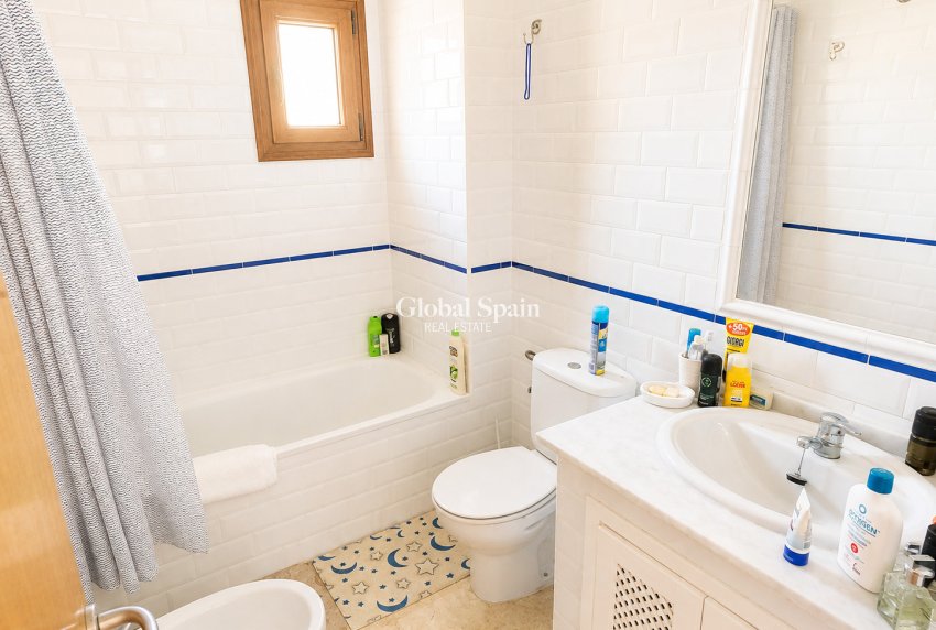 Resale - APARTMENT -
ALGORFA - LA FINCA GOLF / ALGORFA