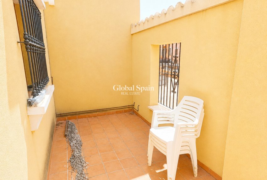 Resale - APARTMENT -
ALGORFA - LA FINCA GOLF / ALGORFA