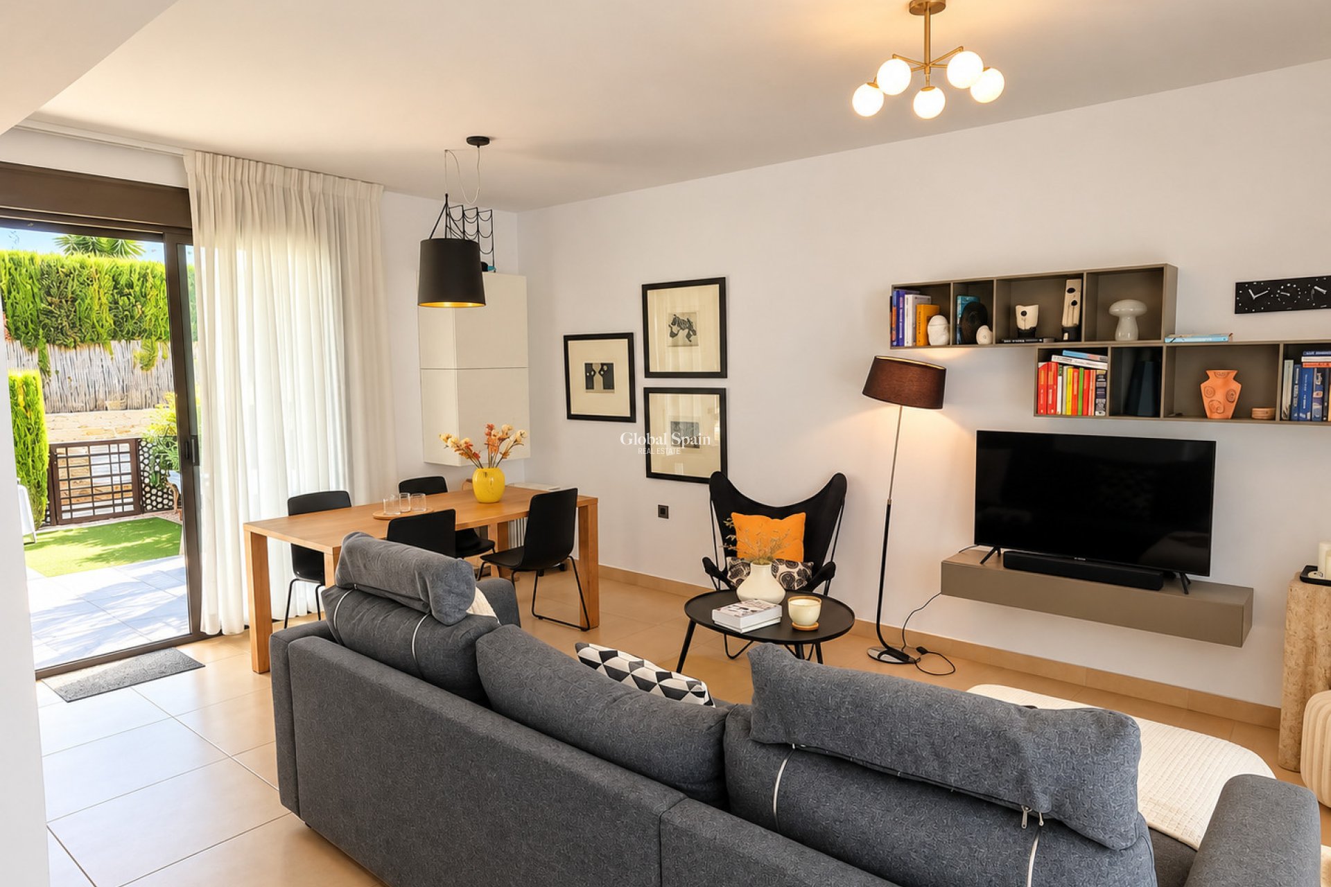 Resale - APARTMENT -
ALGORFA - LA FINCA GOLF / ALGORFA