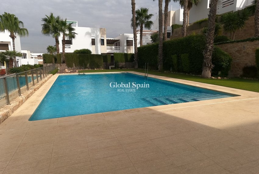 Resale - APARTMENT -
ALGORFA - LA FINCA GOLF / ALGORFA