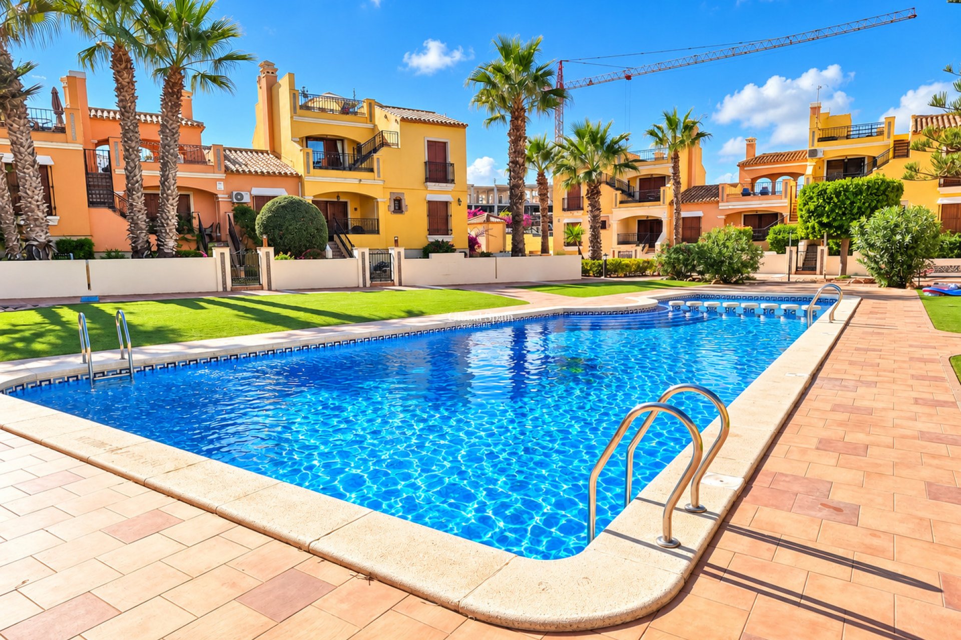 Resale - APARTMENT -
ALGORFA - LA FINCA GOLF / ALGORFA