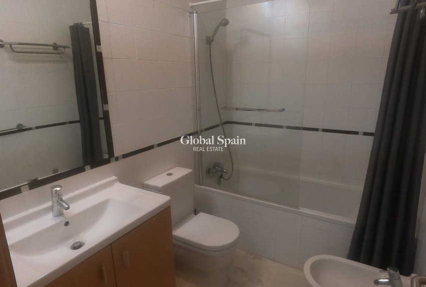 Resale - APARTMENT -
ALGORFA - LA FINCA GOLF / ALGORFA