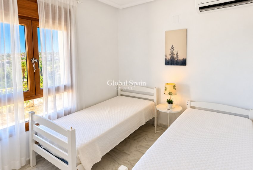 Resale - APARTMENT -
ALGORFA - LA FINCA GOLF / ALGORFA