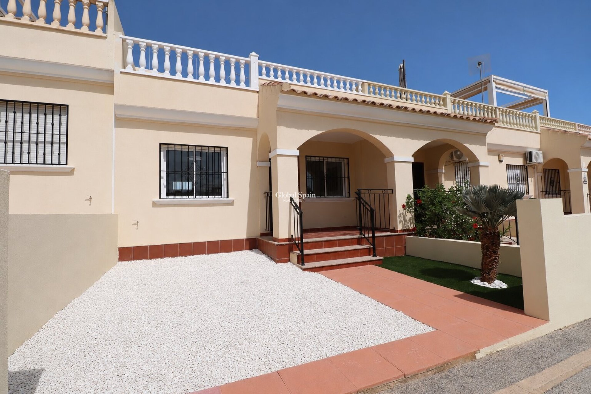 Resale - APARTMENT -
Algorfa - Montemar