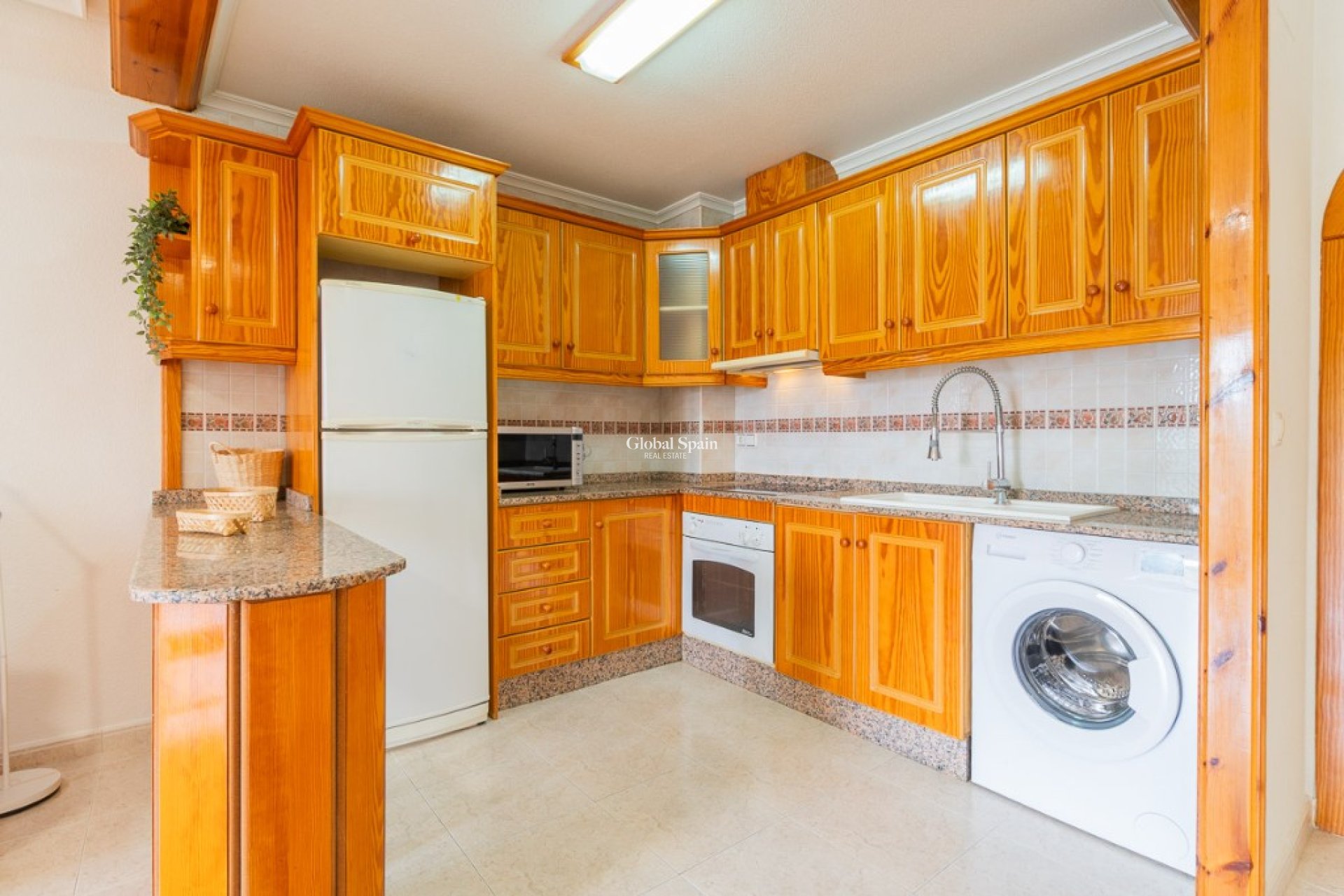 Resale - Apartment -
ALGORFA