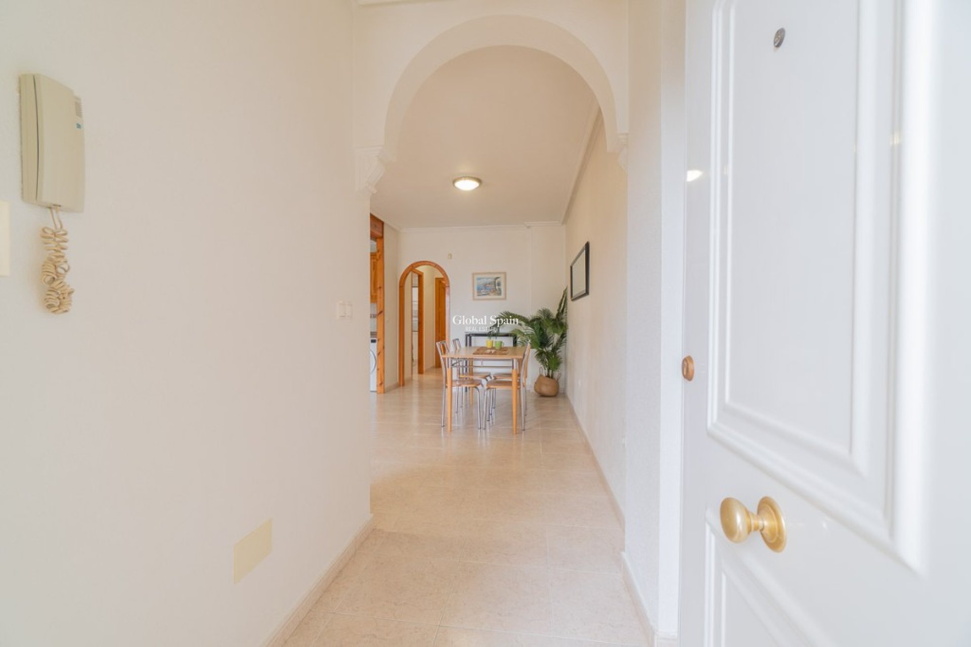 Resale - Apartment -
ALGORFA