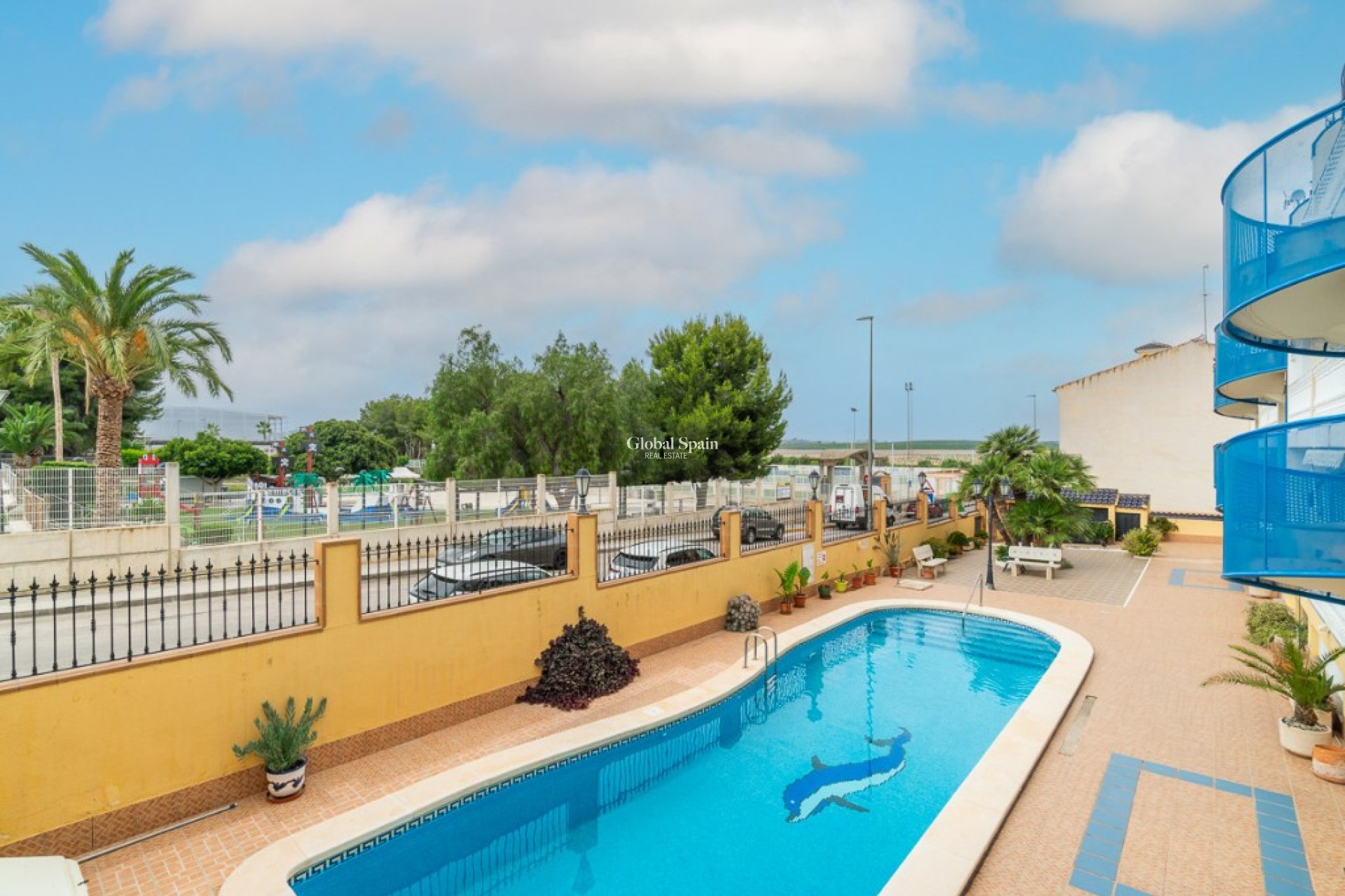 Resale - Apartment -
ALGORFA