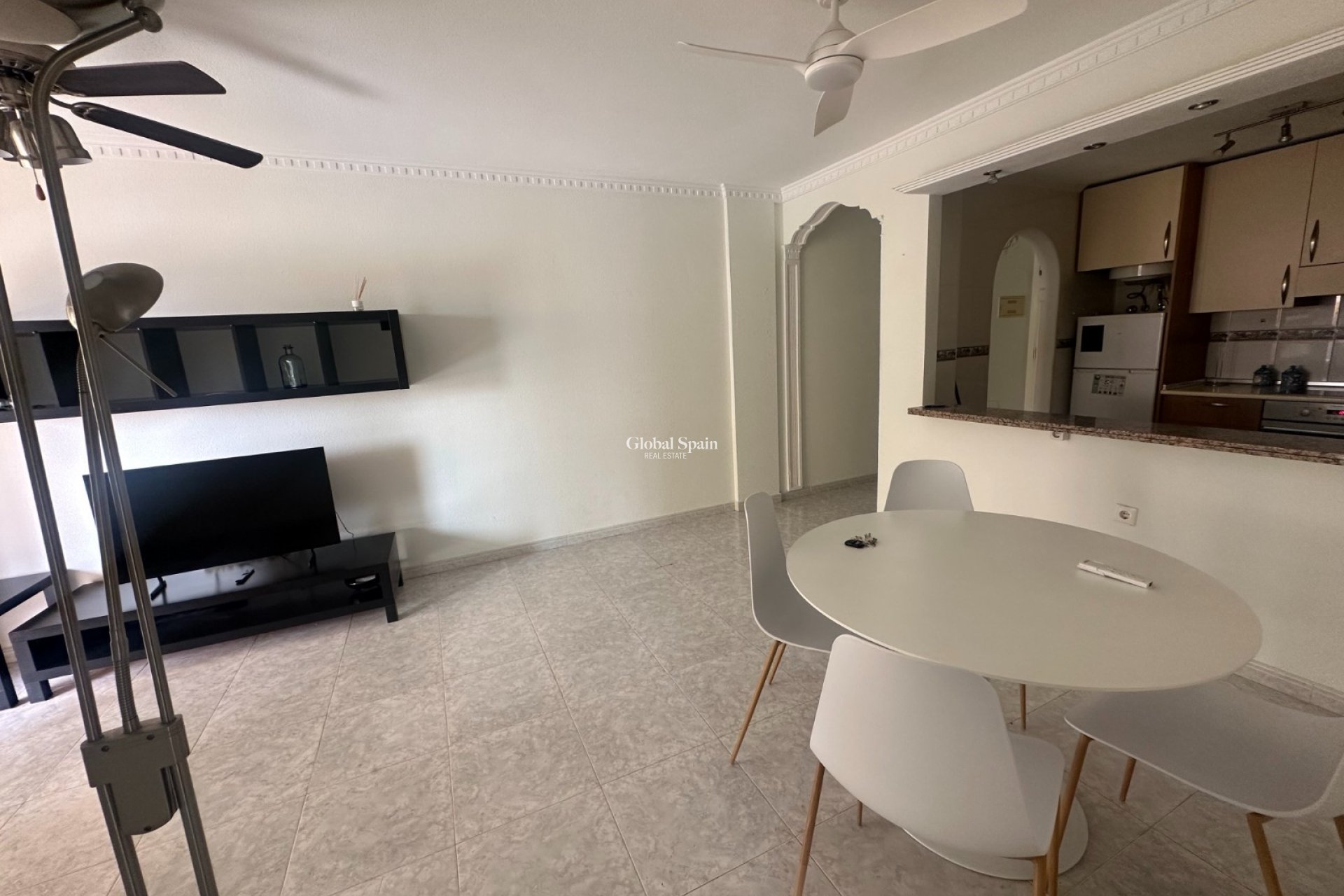 Resale - APARTMENT -
ALGORFA