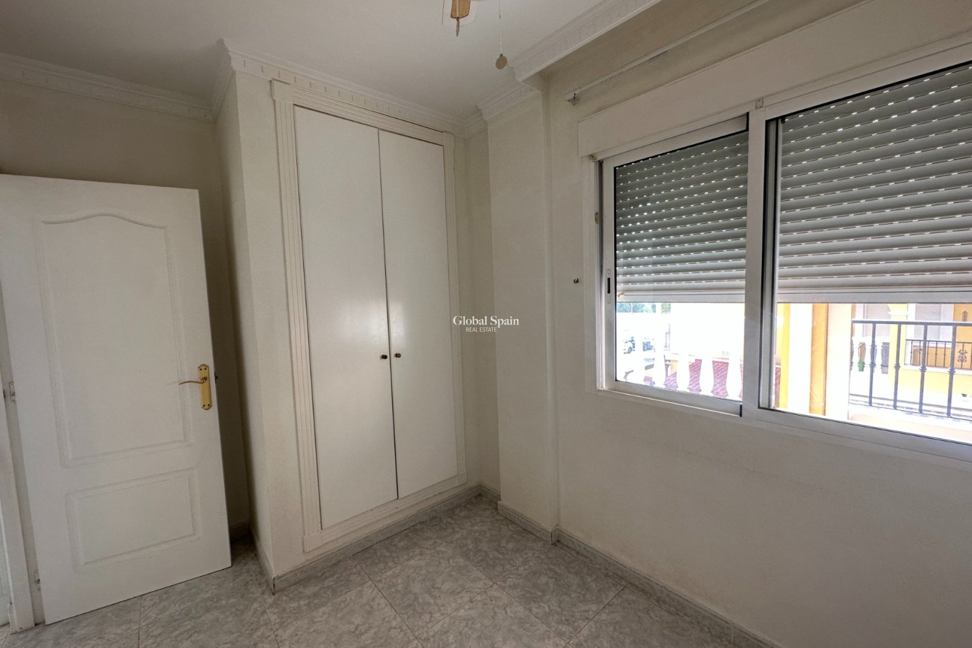 Resale - APARTMENT -
ALGORFA