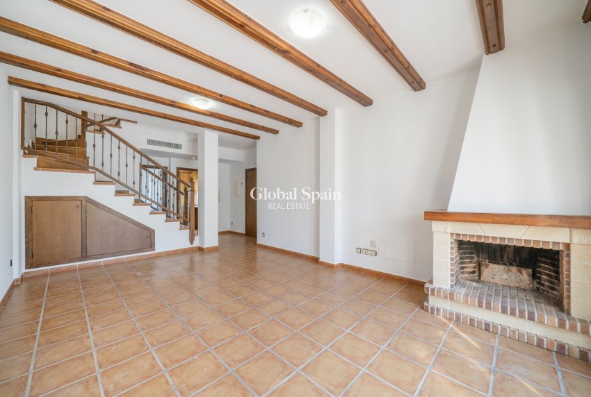 Resale - APARTMENT -
ALGORFA