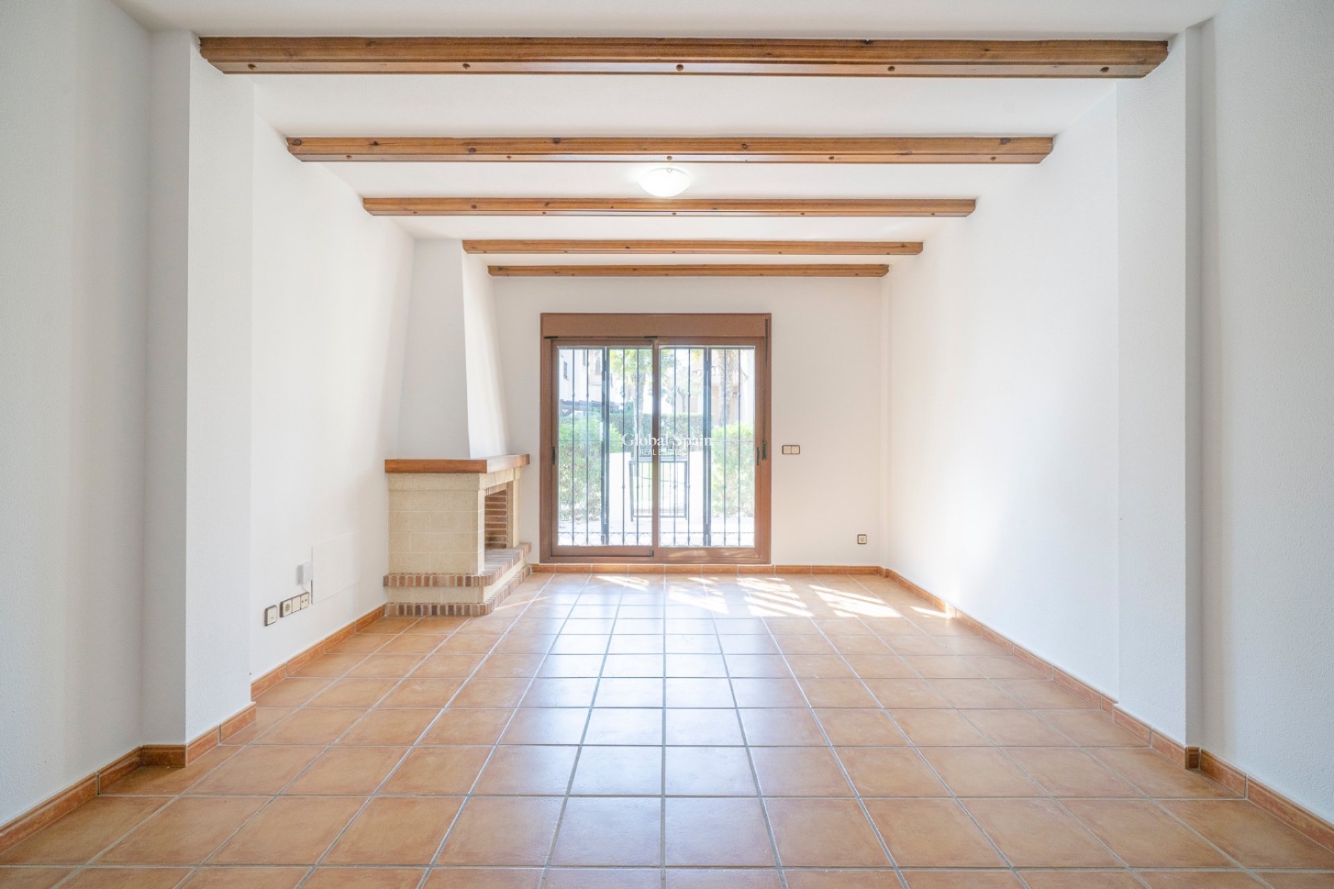 Resale - APARTMENT -
ALGORFA