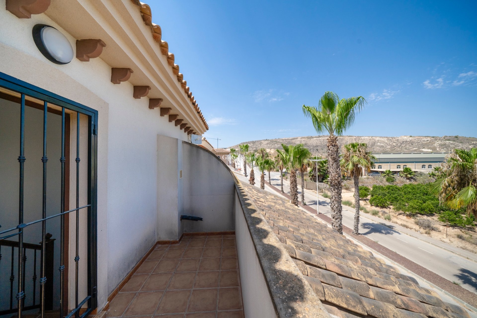 Resale - APARTMENT -
ALGORFA
