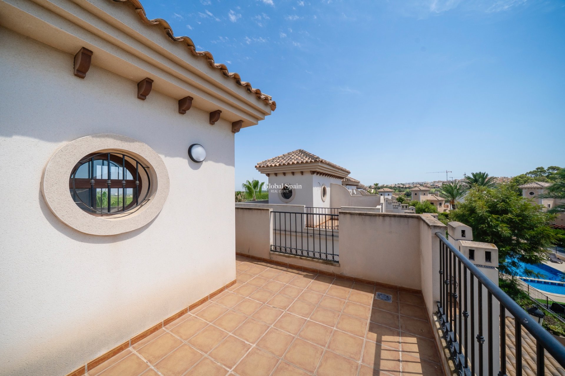 Resale - APARTMENT -
ALGORFA