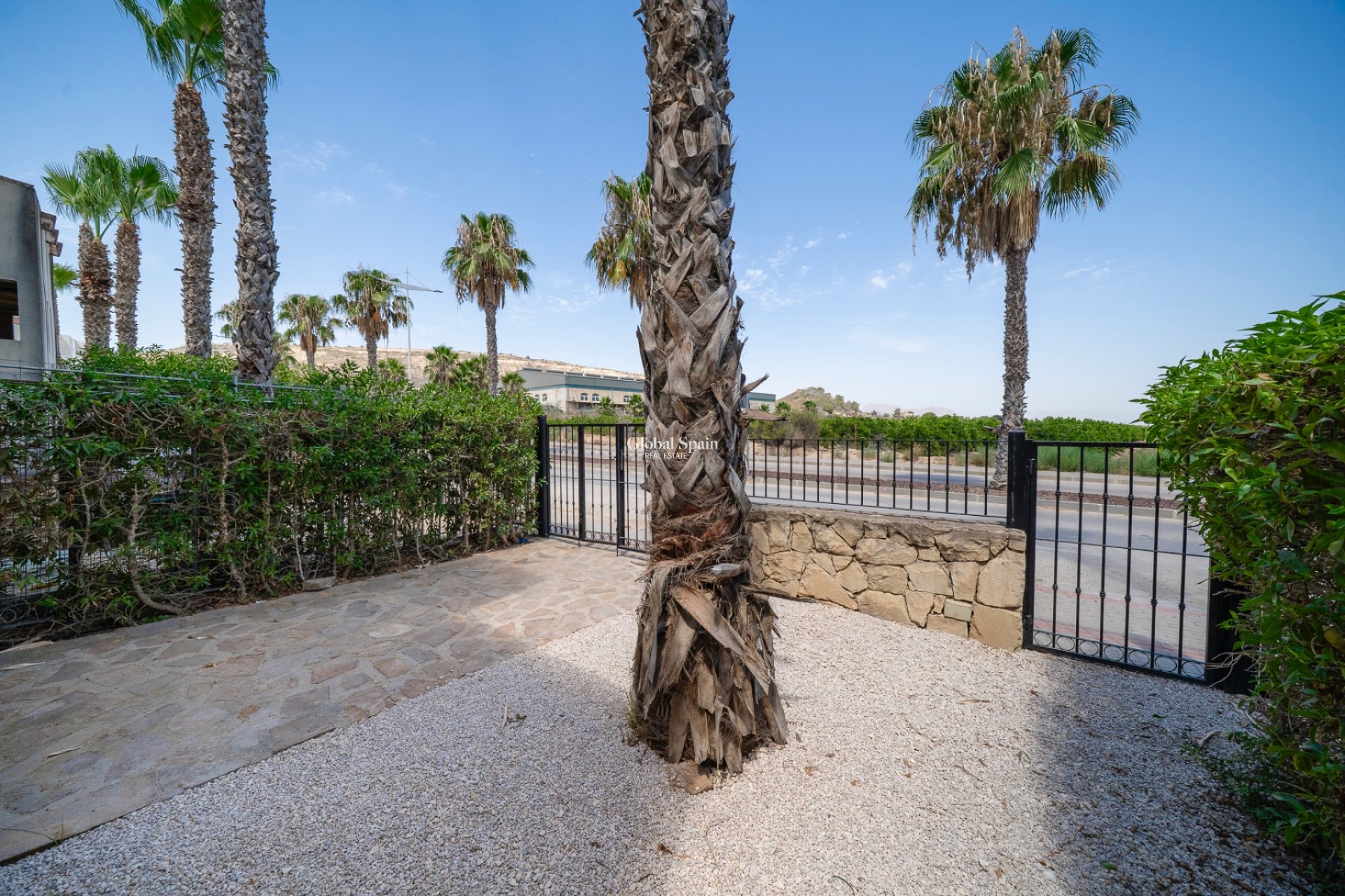 Resale - APARTMENT -
ALGORFA